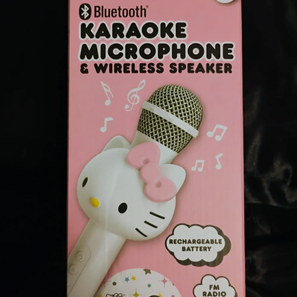 White and Pink Hello Kitty Style Wireless Microphone